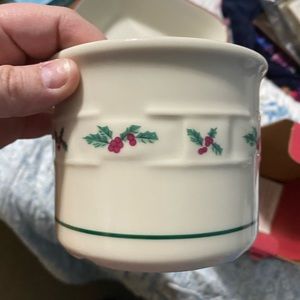 Longaberger holly crock